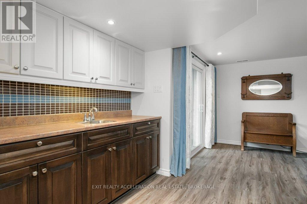 252 Bridge Street W, Greater Napanee (Greater Napanee), ON - Indoor