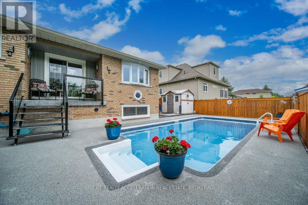 252 Bridge Street W, Greater Napanee (Greater Napanee), ON - Outdoor With In Ground Pool With Deck Patio Veranda