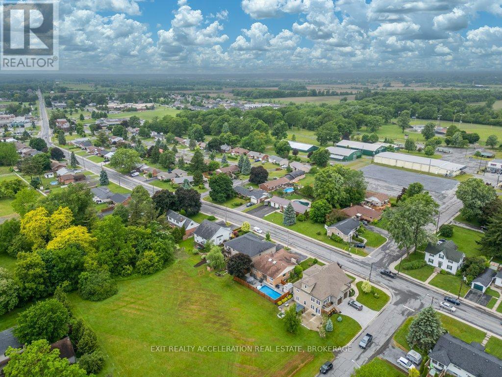 252 Bridge Street W, Greater Napanee (Greater Napanee), ON - Outdoor With View