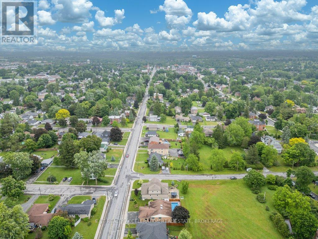 252 Bridge Street W, Greater Napanee (Greater Napanee), ON - Outdoor With View