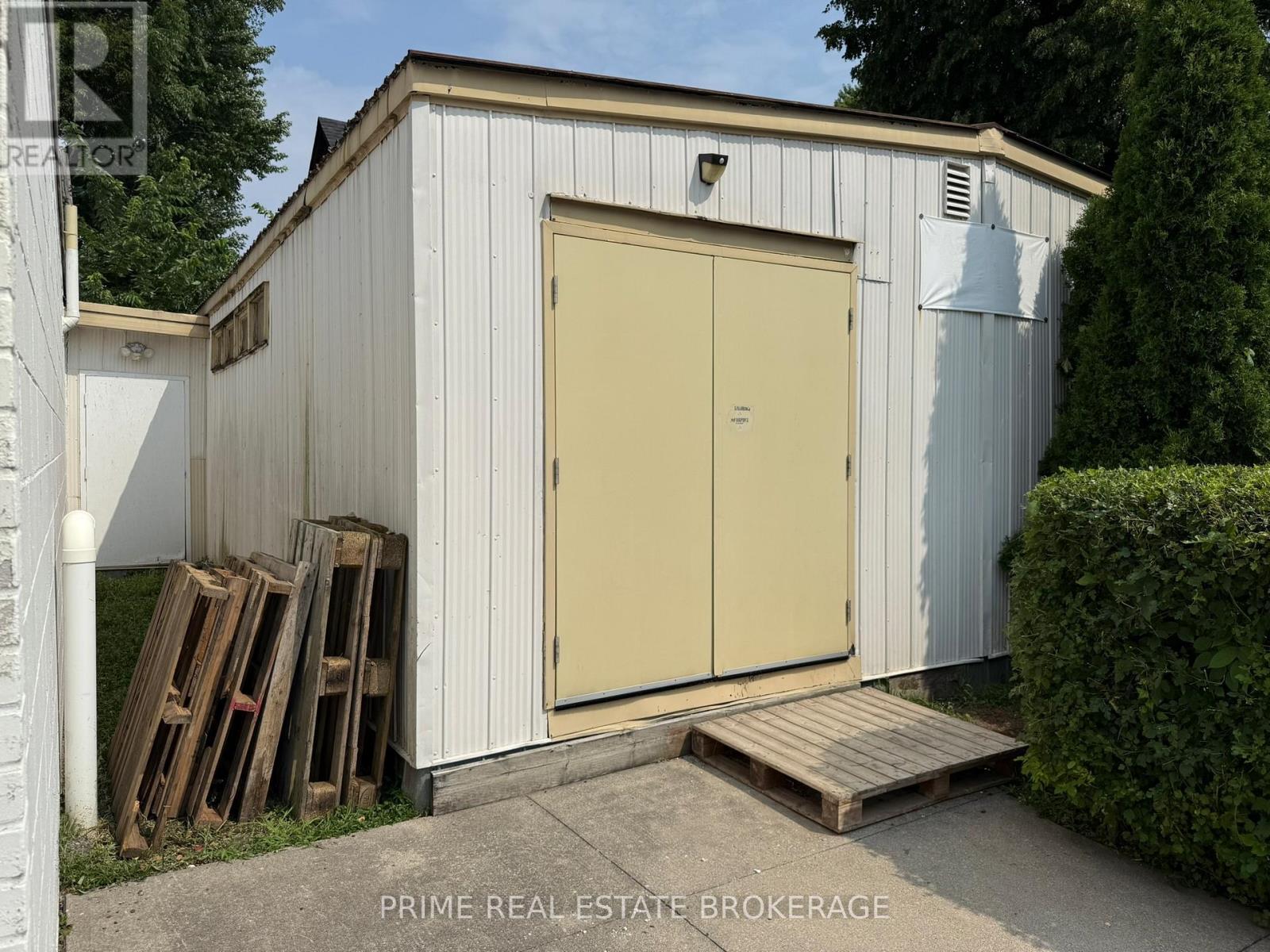 790 Little Grey Street, London East (East L), ON