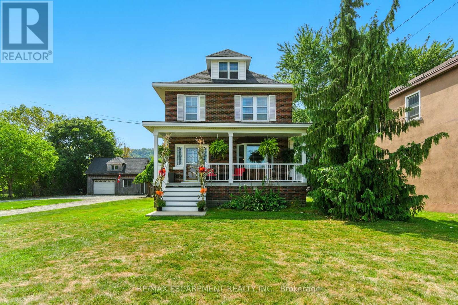 908 Highway 8, Hamilton, ON - Outdoor With Deck Patio Veranda