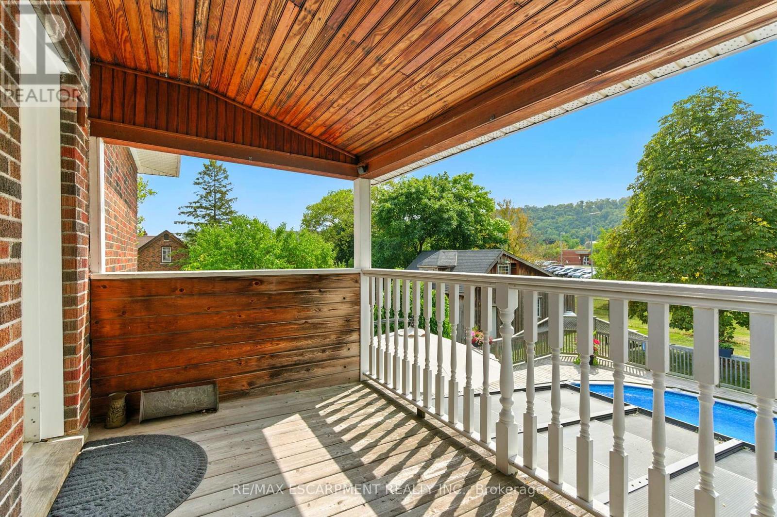 908 Highway 8, Hamilton, ON - Outdoor With Deck Patio Veranda With Exterior