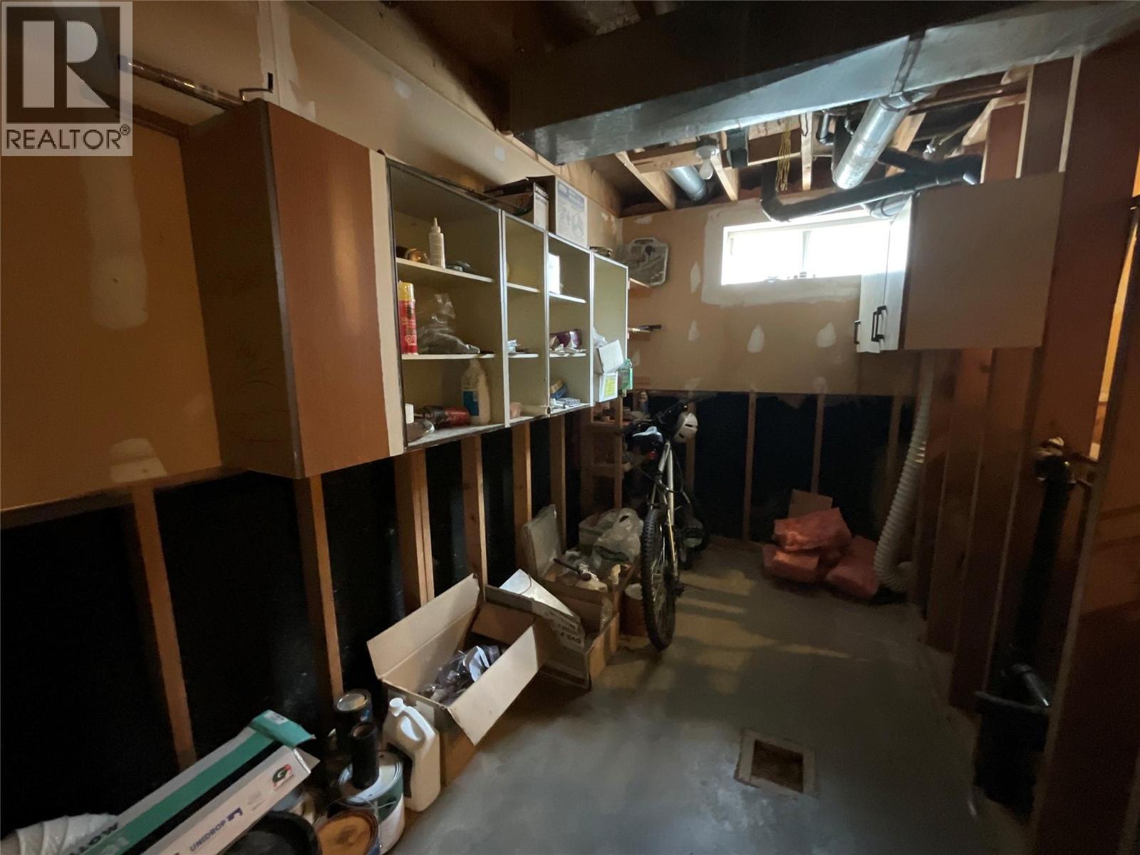 64 Merrick Place, Tumbler Ridge, BC - Indoor