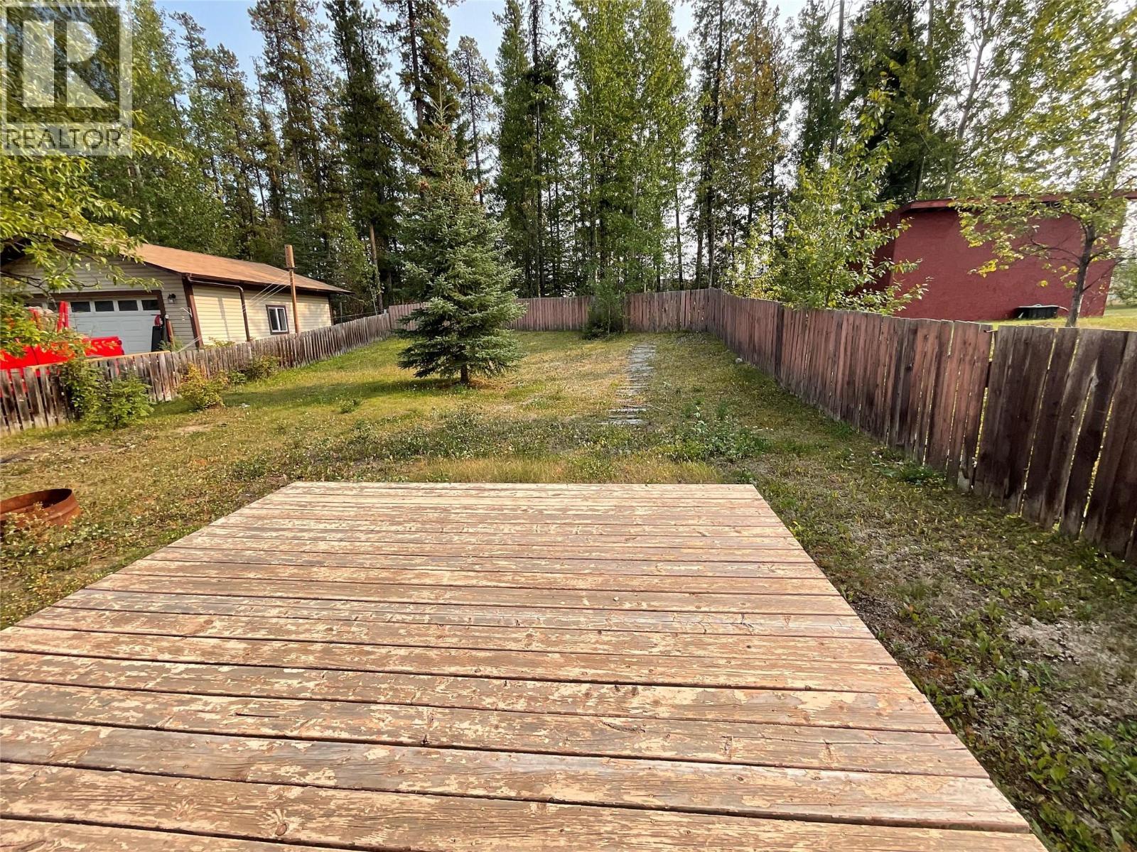 64 Merrick Place, Tumbler Ridge, BC - Outdoor