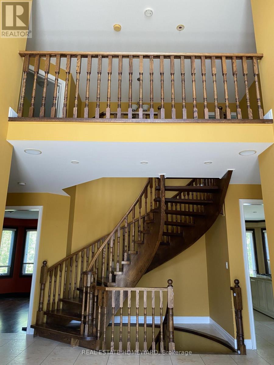 7400 Islington Avenue, Vaughan, ON - Indoor Photo Showing Other Room