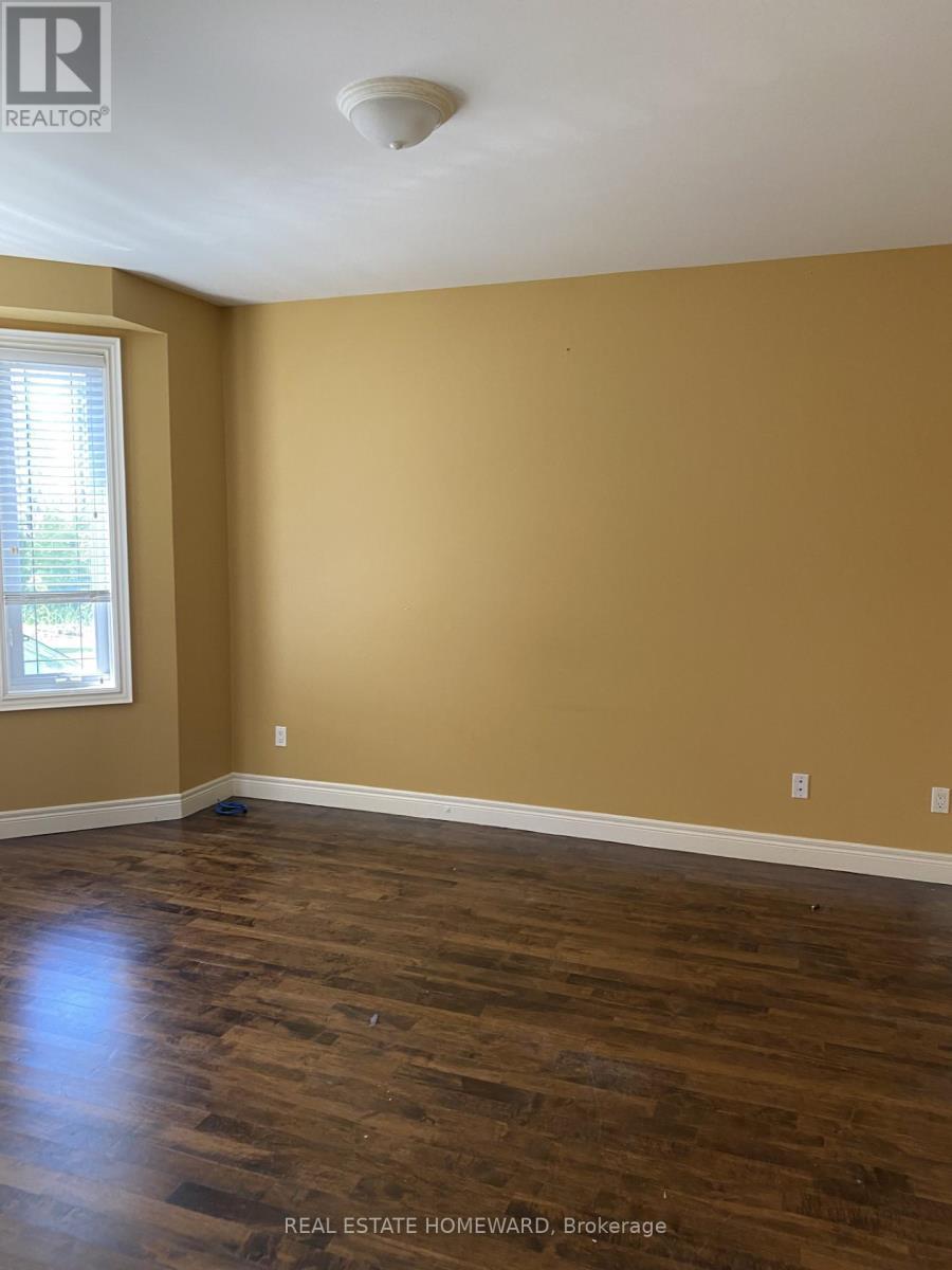 7400 Islington Avenue, Vaughan, ON - Indoor Photo Showing Other Room