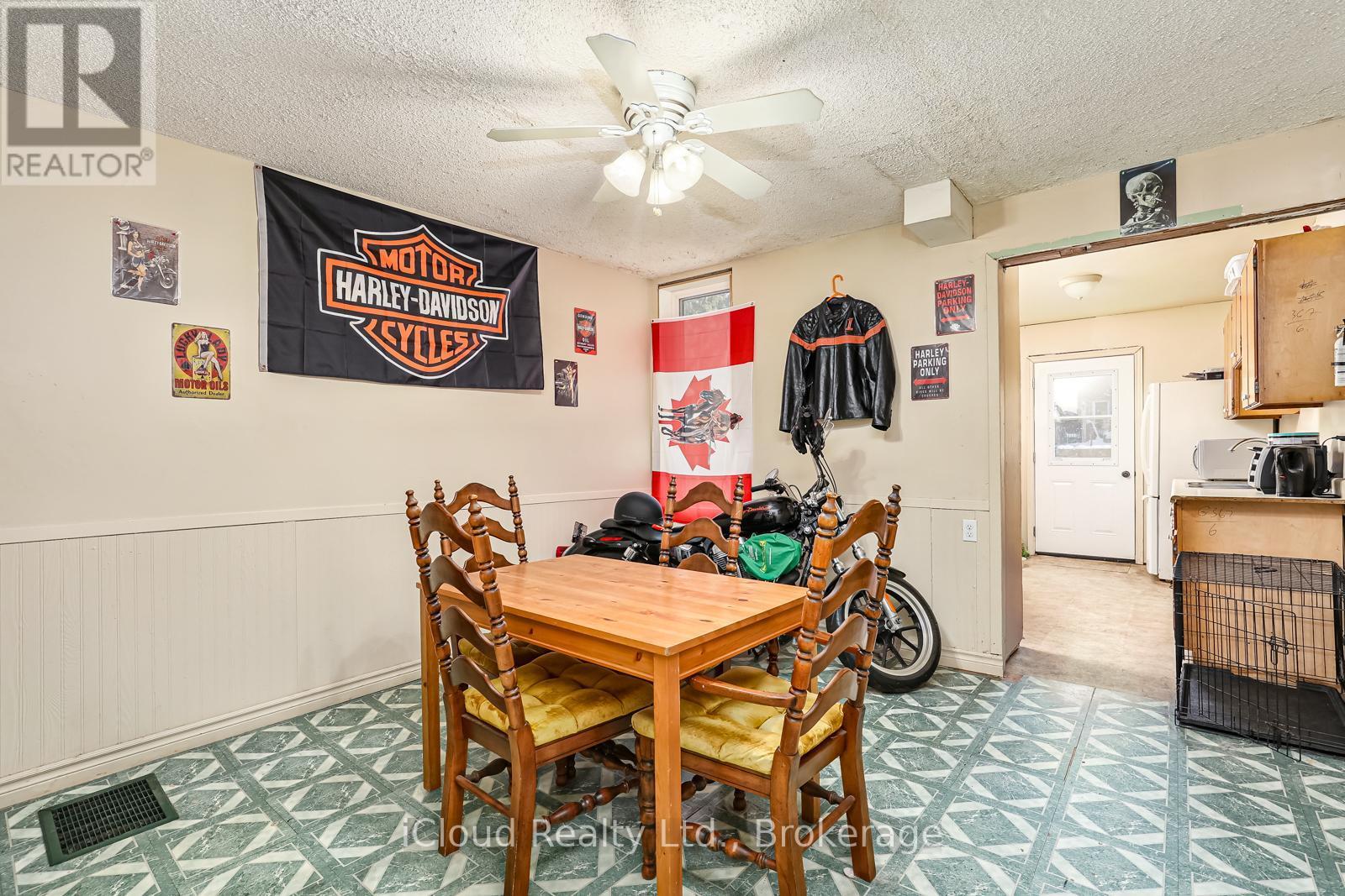 1085 3Rd A Avenue E, Owen Sound, ON - Indoor Photo Showing Other Room