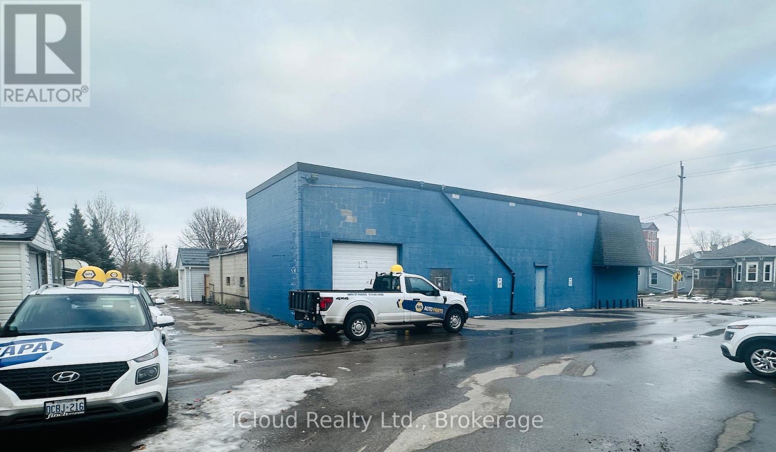 52 Moore Street, St. Thomas, ON