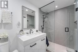 2nd Floor bathrom -