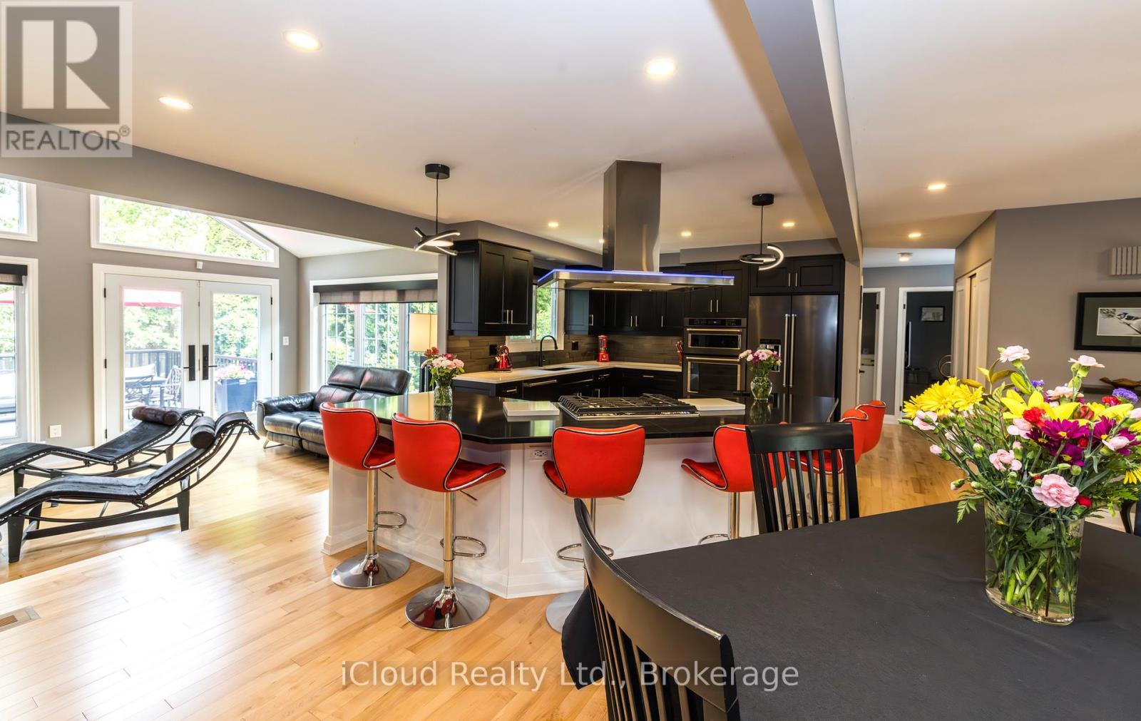 2183 Sandringham Drive, Burlington, ON - Indoor