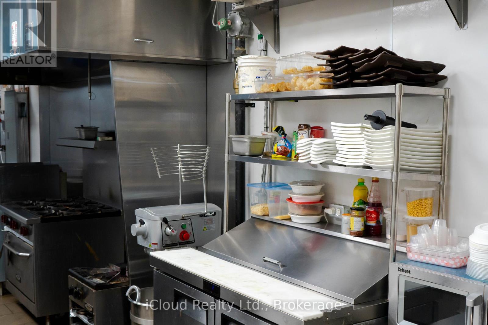 14A - 10 Beaumaris Drive, Brampton, ON