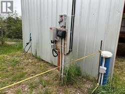 well / electric fence -