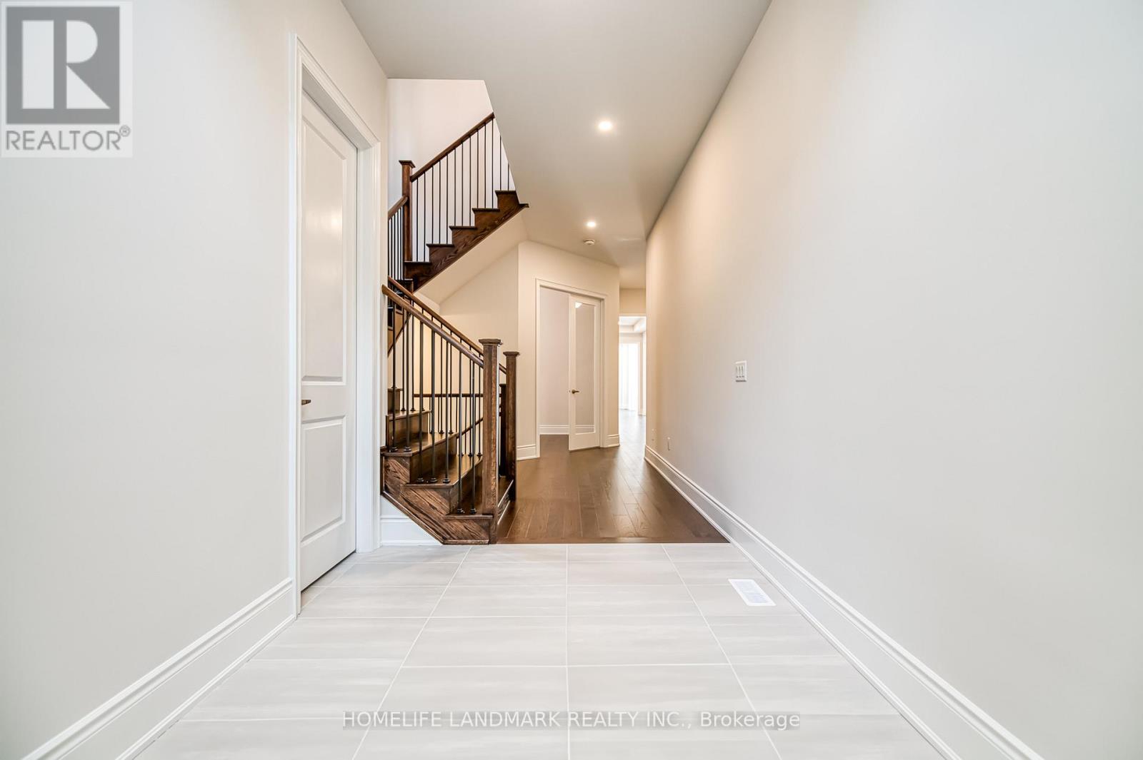 160 Winthrop Crescent, Vaughan, ON - Indoor Photo Showing Other Room