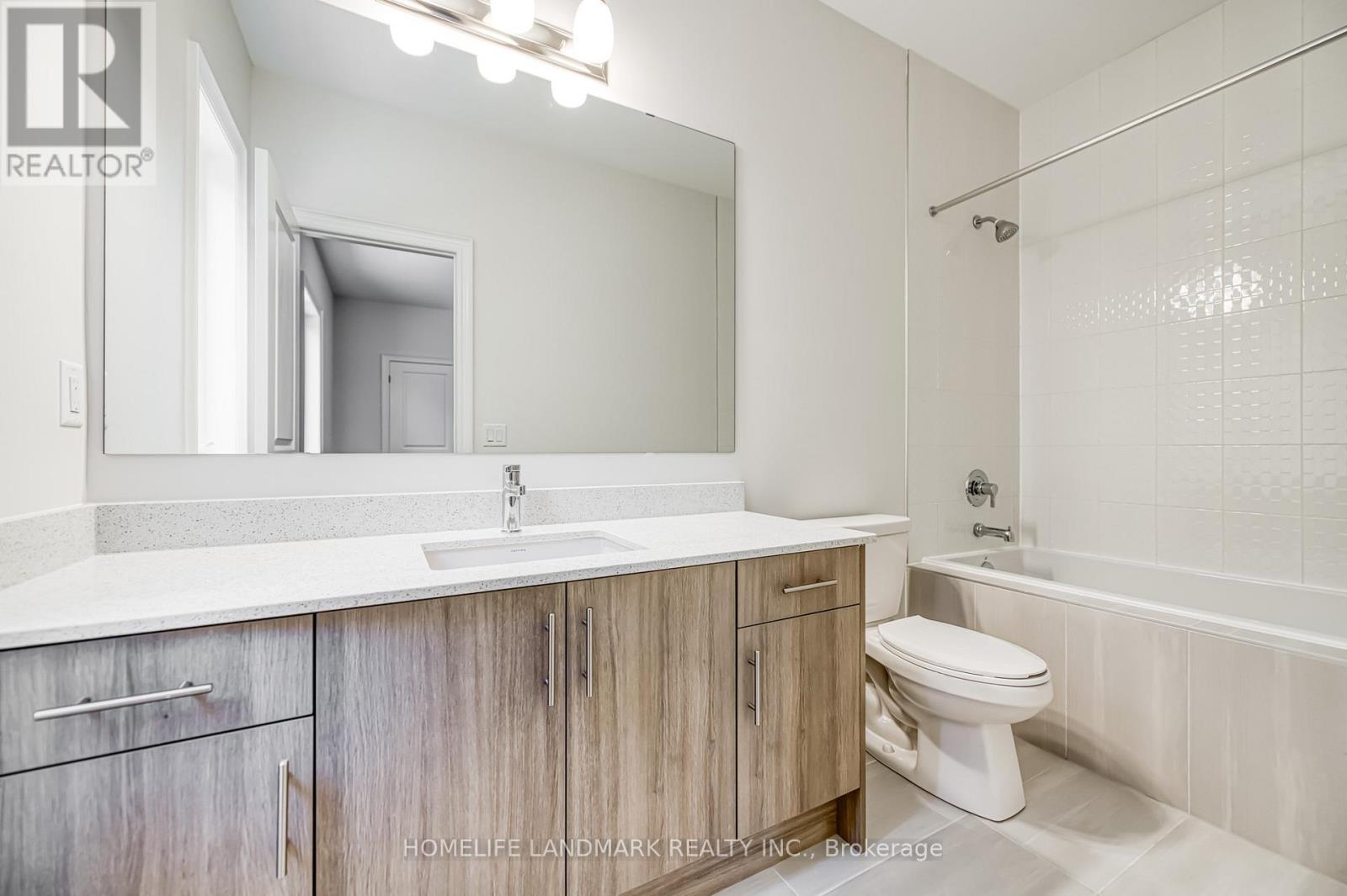160 Winthrop Crescent, Vaughan, ON - Indoor Photo Showing Bathroom