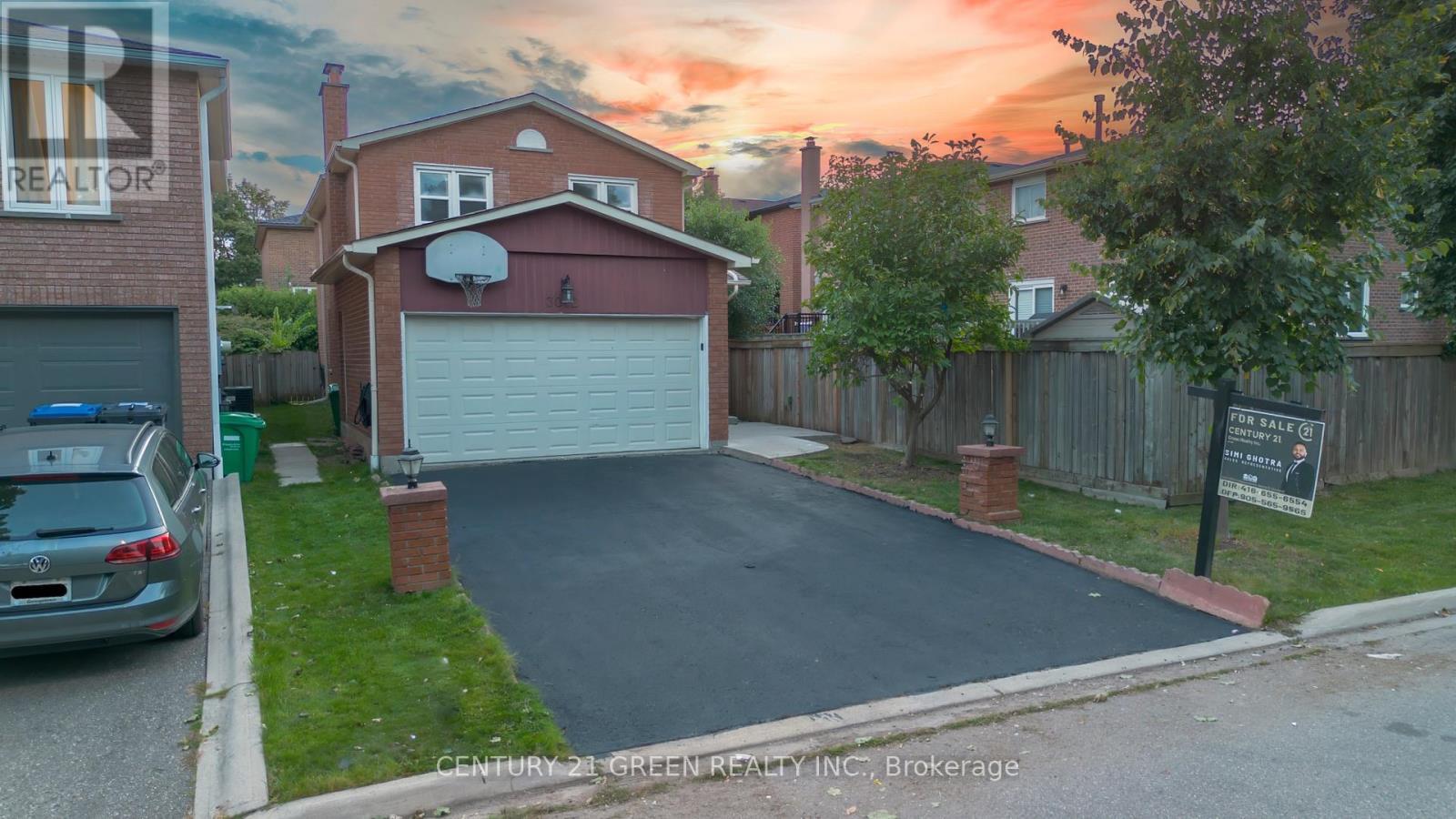 3012 Olympus Mews, Mississauga, ON - Outdoor