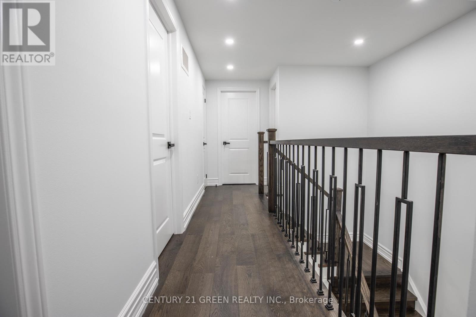 3012 Olympus Mews, Mississauga, ON - Indoor Photo Showing Other Room