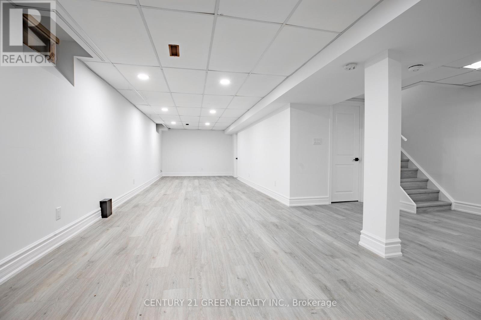 3012 Olympus Mews, Mississauga, ON - Indoor Photo Showing Other Room