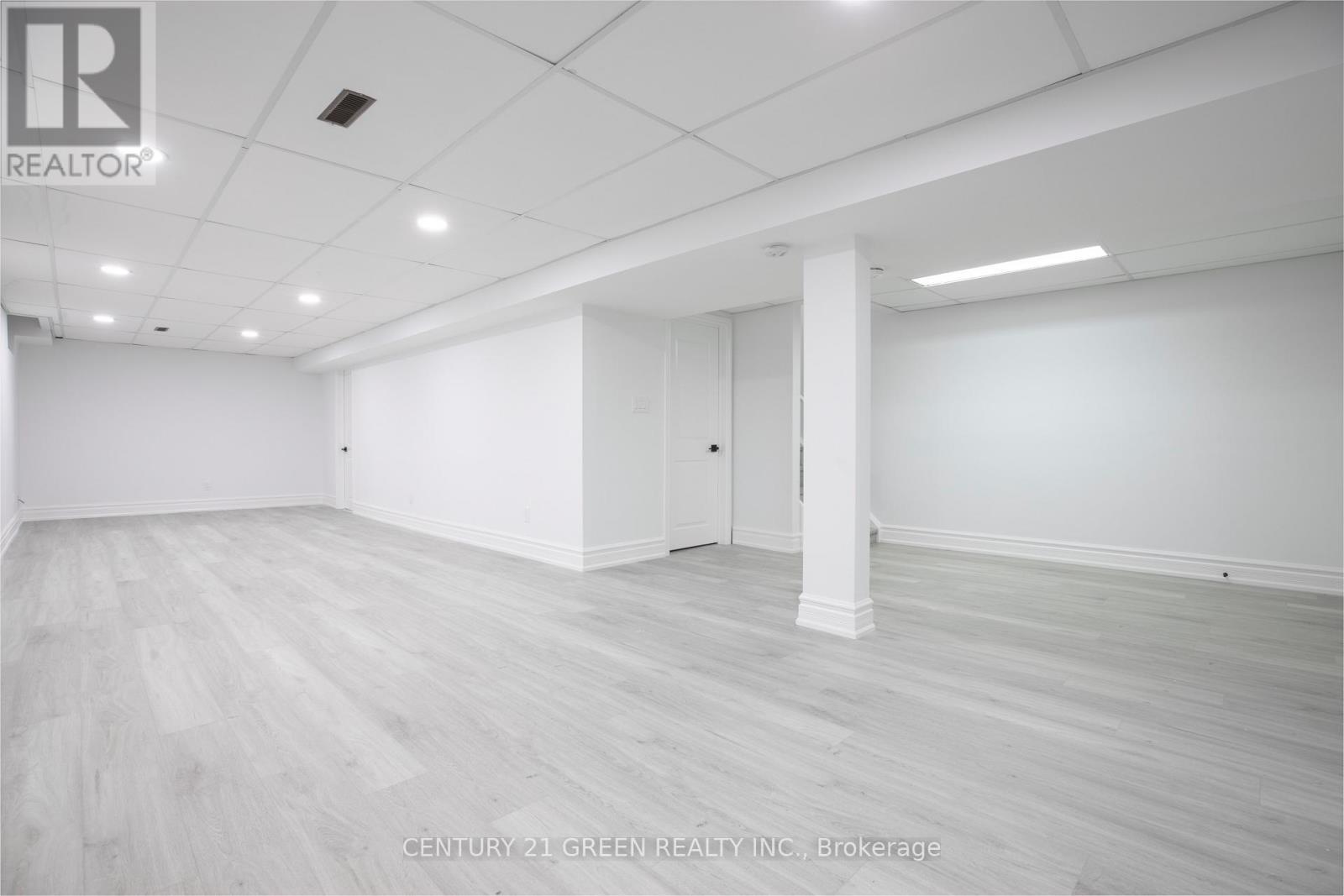 3012 Olympus Mews, Mississauga, ON - Indoor