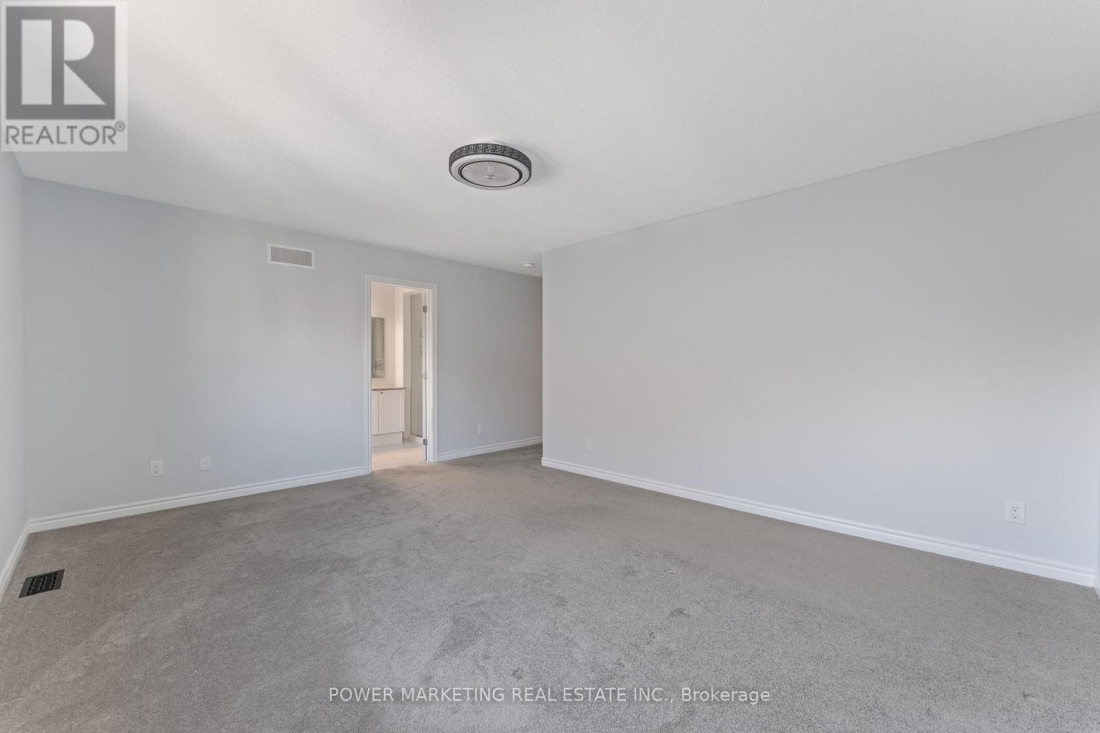 815 Henslows Circle, Ottawa, ON - Indoor Photo Showing Other Room