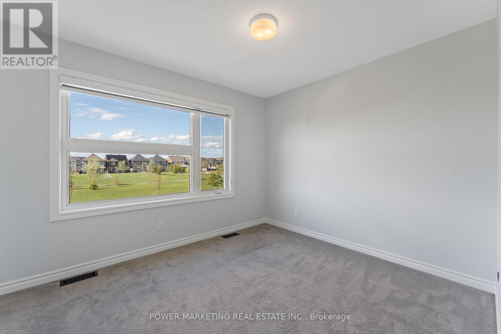 815 Henslows Circle, Ottawa, ON - Indoor Photo Showing Other Room