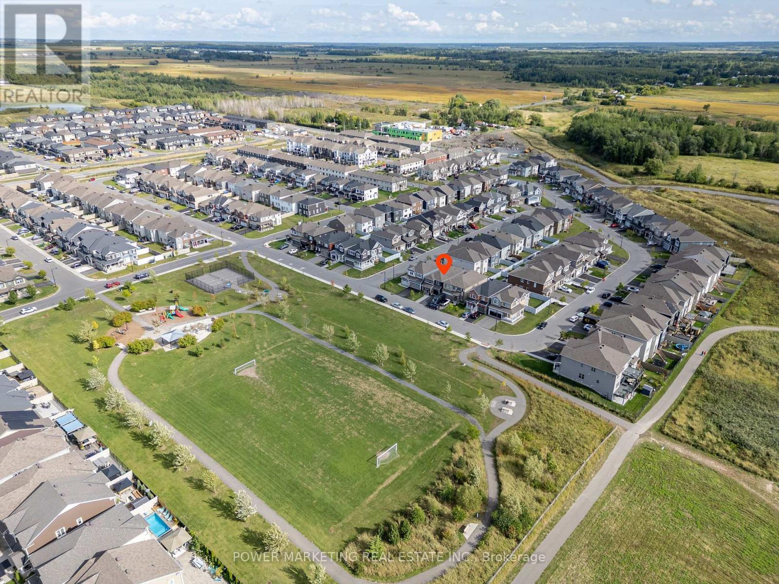 815 Henslows Circle, Ottawa, ON - Outdoor With View