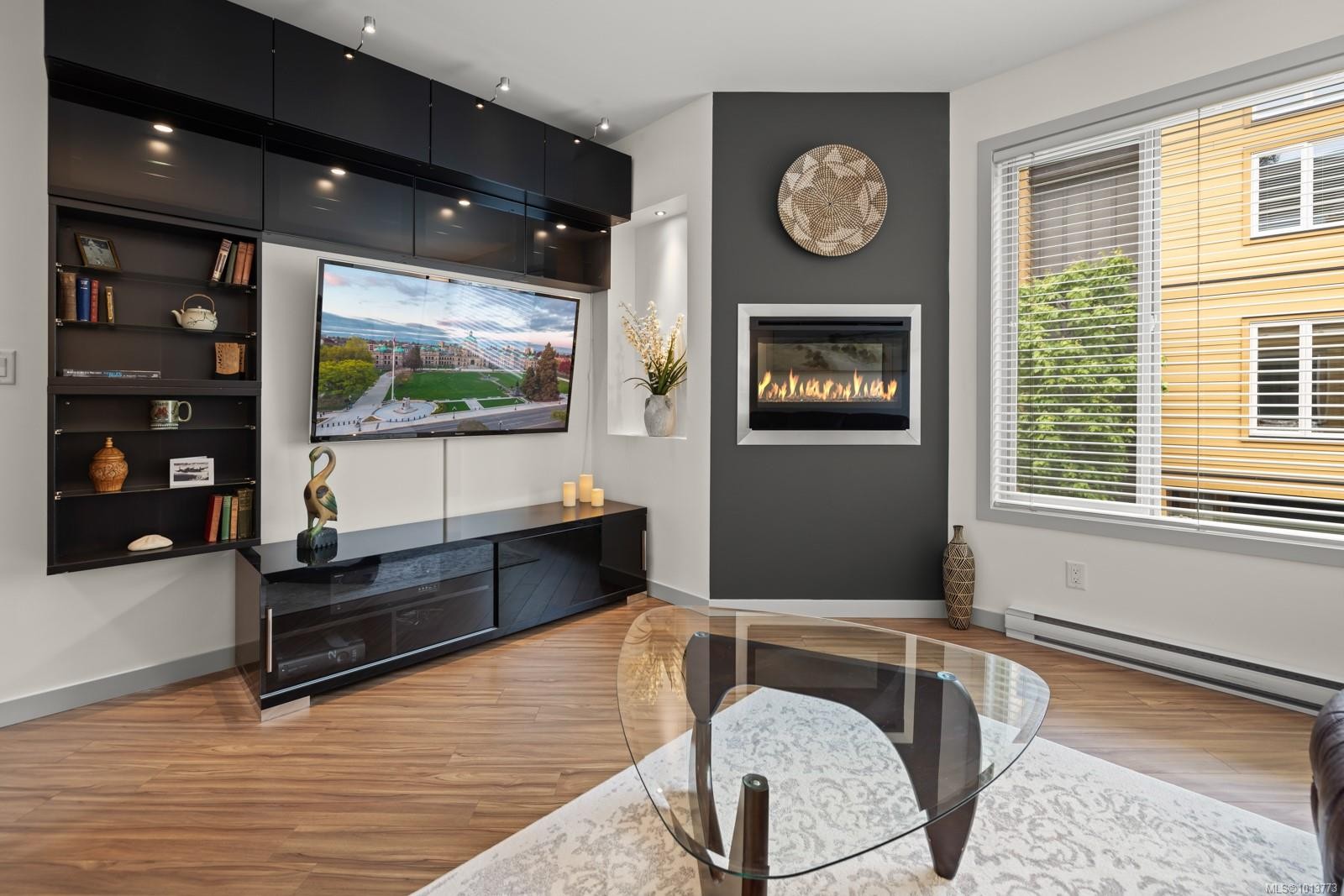 113-2733 Peatt Rd, Langford, BC