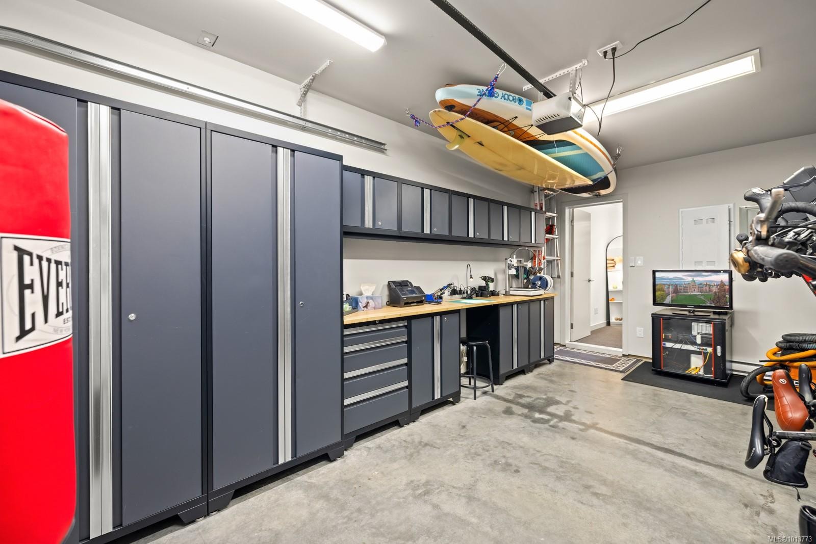 113-2733 Peatt Rd, Langford, BC