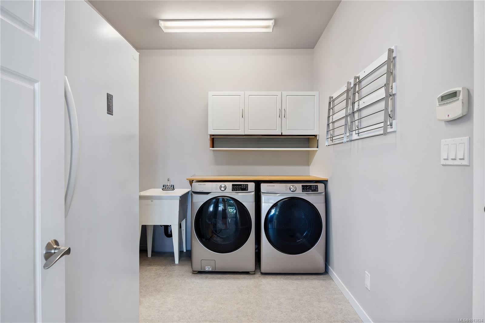 5898 Race Point Rd, Campbell River, BC