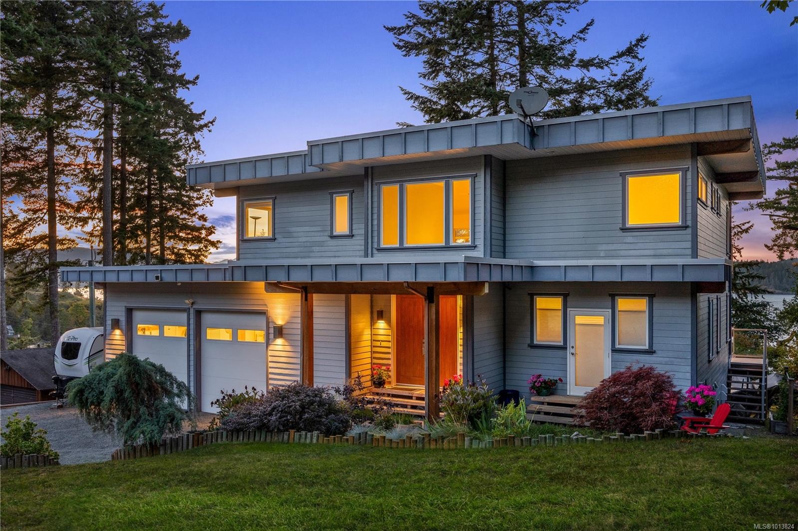 5898 Race Point Rd, Campbell River, BC