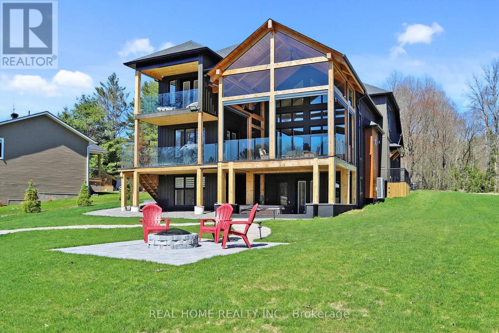 8 Knowles Crescent, Seguin, ON - Outdoor