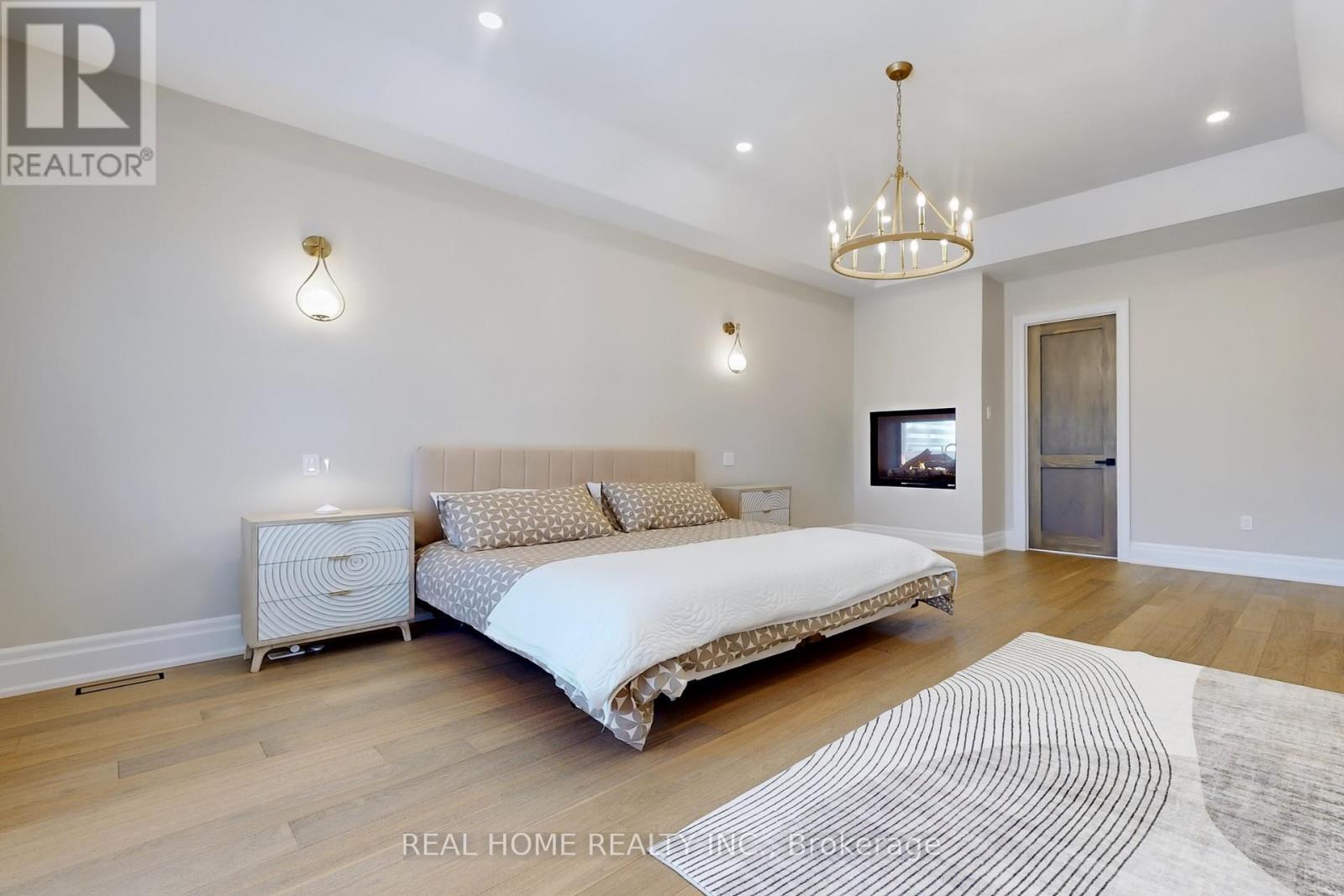 main bedroom - 8 Knowles Crescent, Seguin, ON - Indoor Photo Showing Bedroom