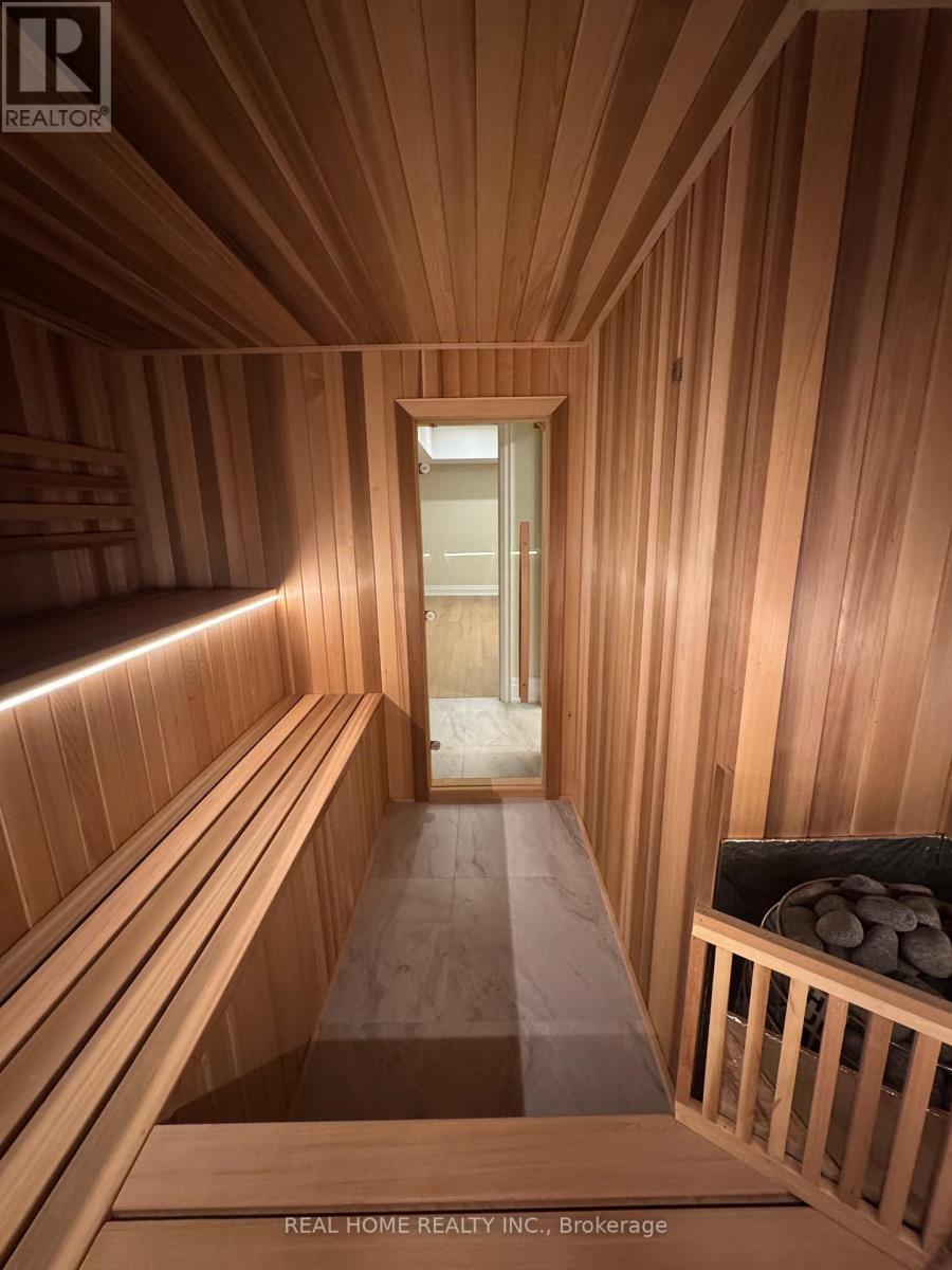 8 Knowles Crescent, Seguin, ON - Indoor Photo Showing Other Room