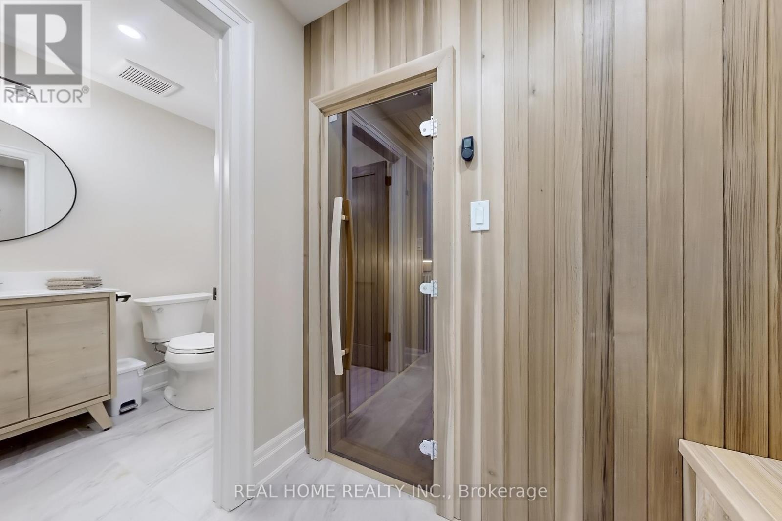 8 Knowles Crescent, Seguin, ON - Indoor Photo Showing Bathroom