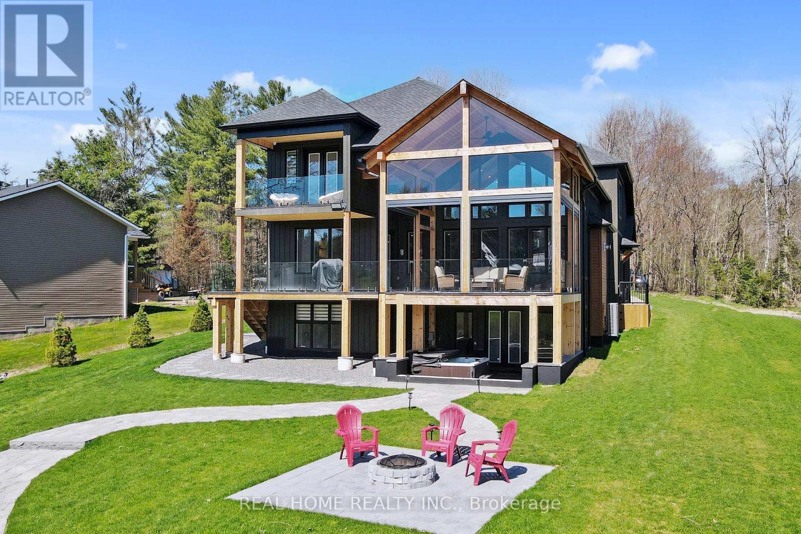 fire pit - 8 Knowles Crescent, Seguin, ON - Outdoor With Deck Patio Veranda