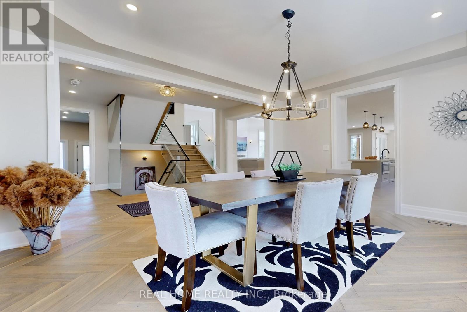 8 Knowles Crescent, Seguin, ON - Indoor Photo Showing Dining Room
