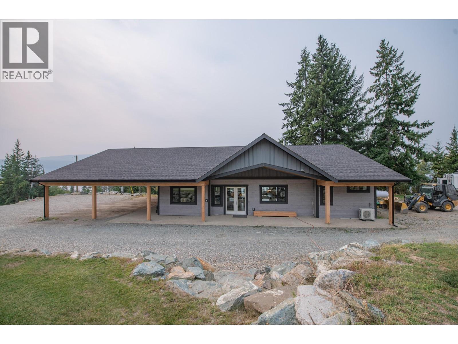 7500 Lonneke Trail, Anglemont, BC - Outdoor