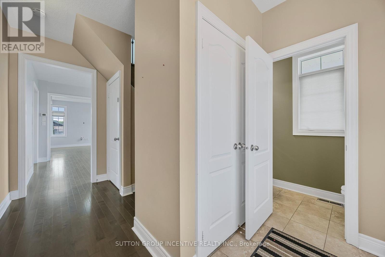 76 Forsyth Crescent, Barrie, ON - Indoor Photo Showing Other Room