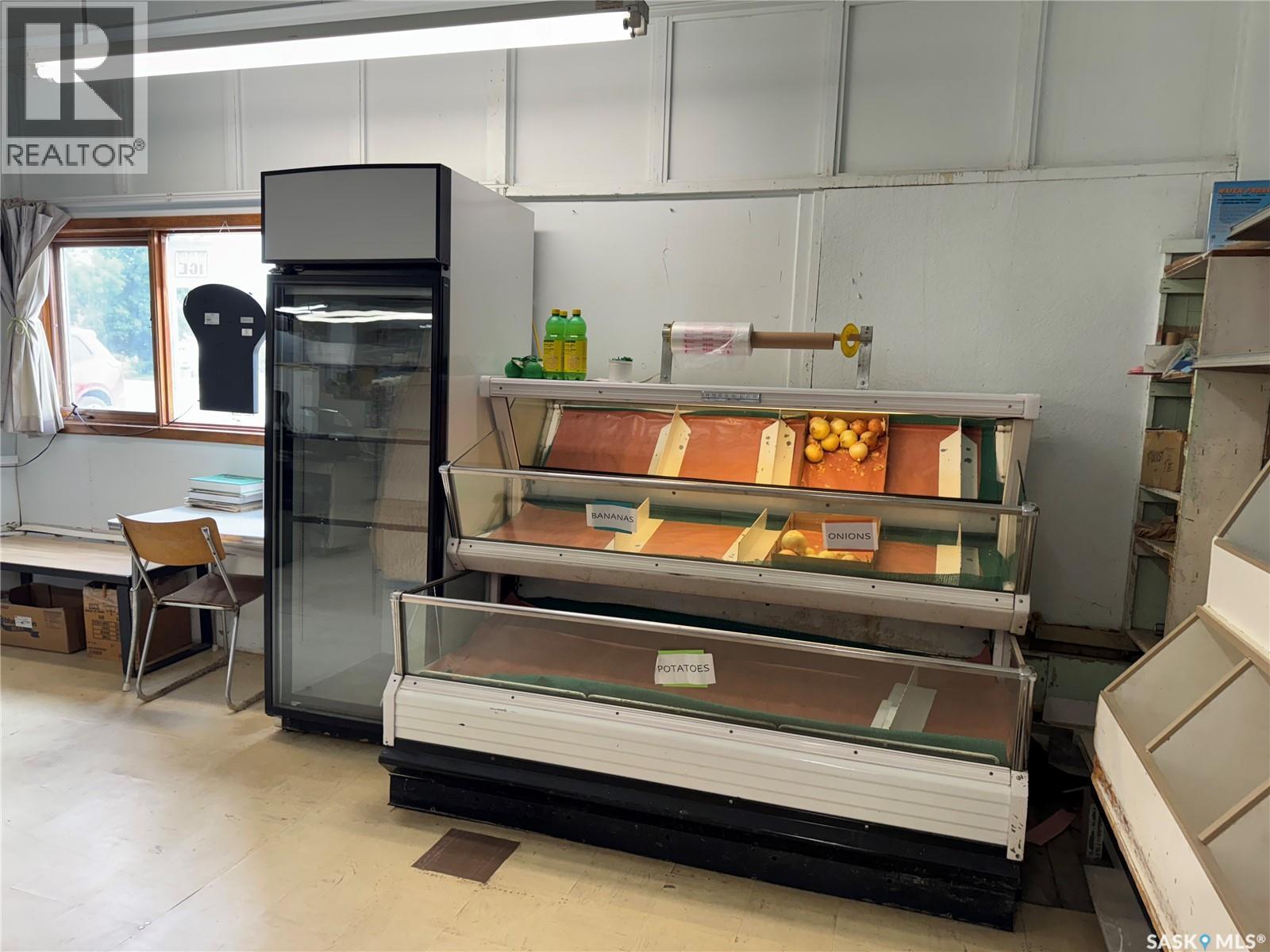 102 Main Street, Limerick, SK