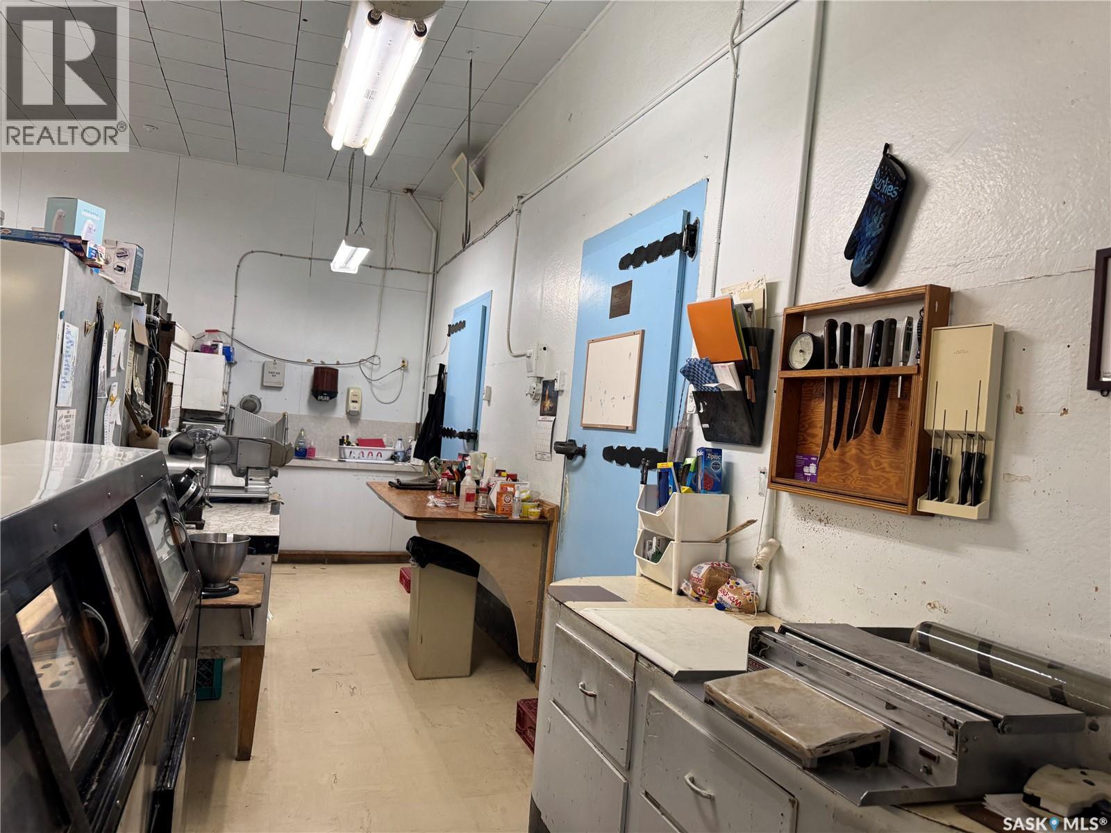 102 Main Street, Limerick, SK