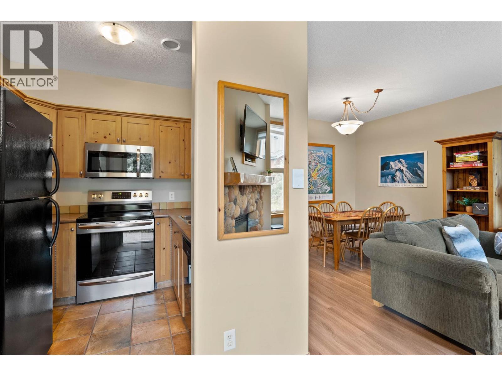 6005 Valley Drive Unit# 68, Sun Peaks, BC - Indoor