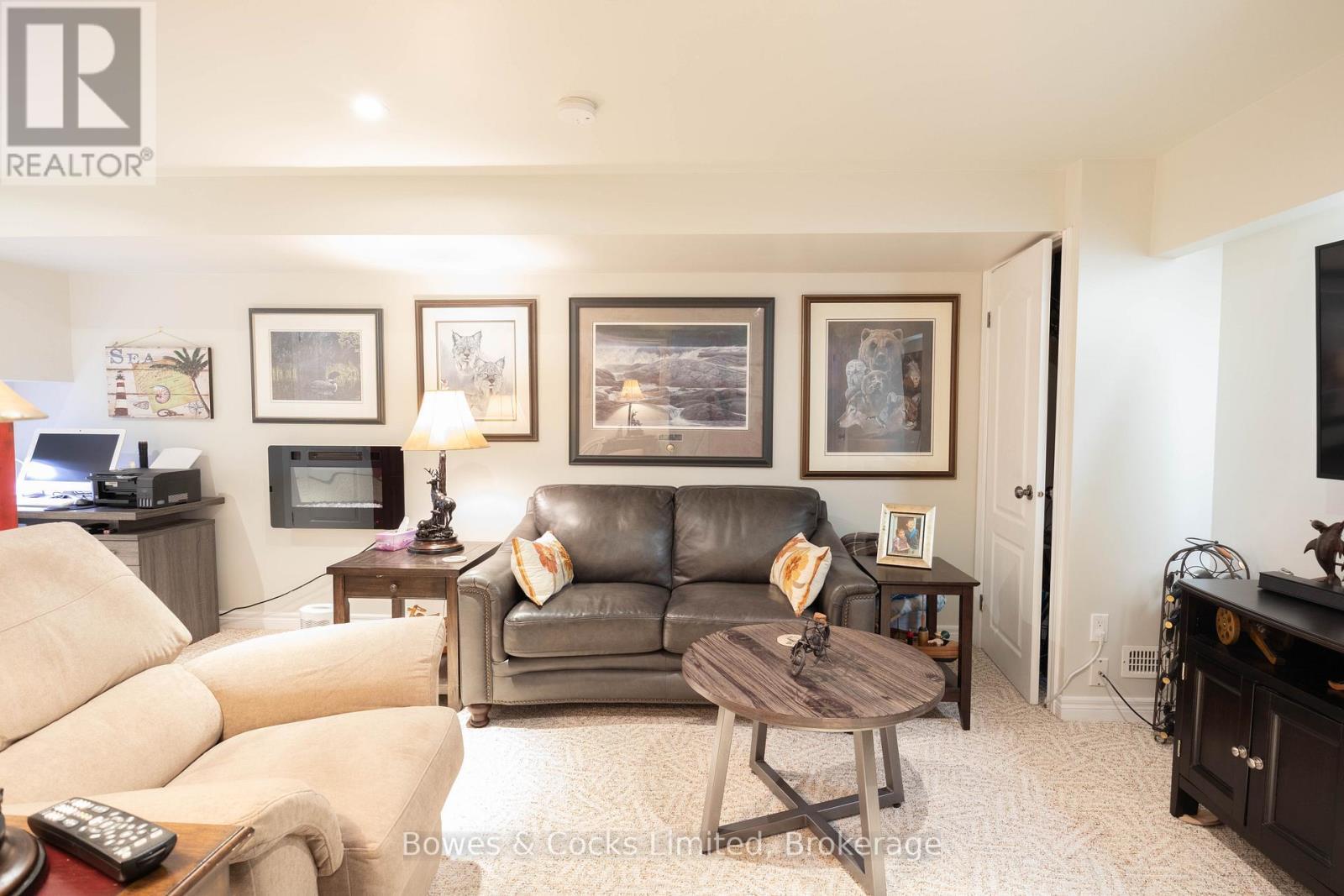 18 - 1579 Anstruther Lake Road, North Kawartha, ON - Indoor Photo Showing Living Room With Fireplace