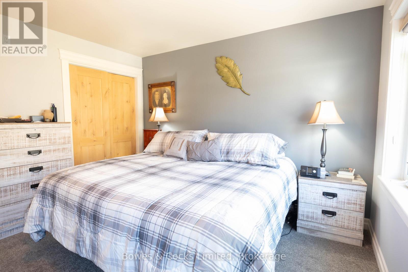 18 - 1579 Anstruther Lake Road, North Kawartha, ON - Indoor Photo Showing Bedroom