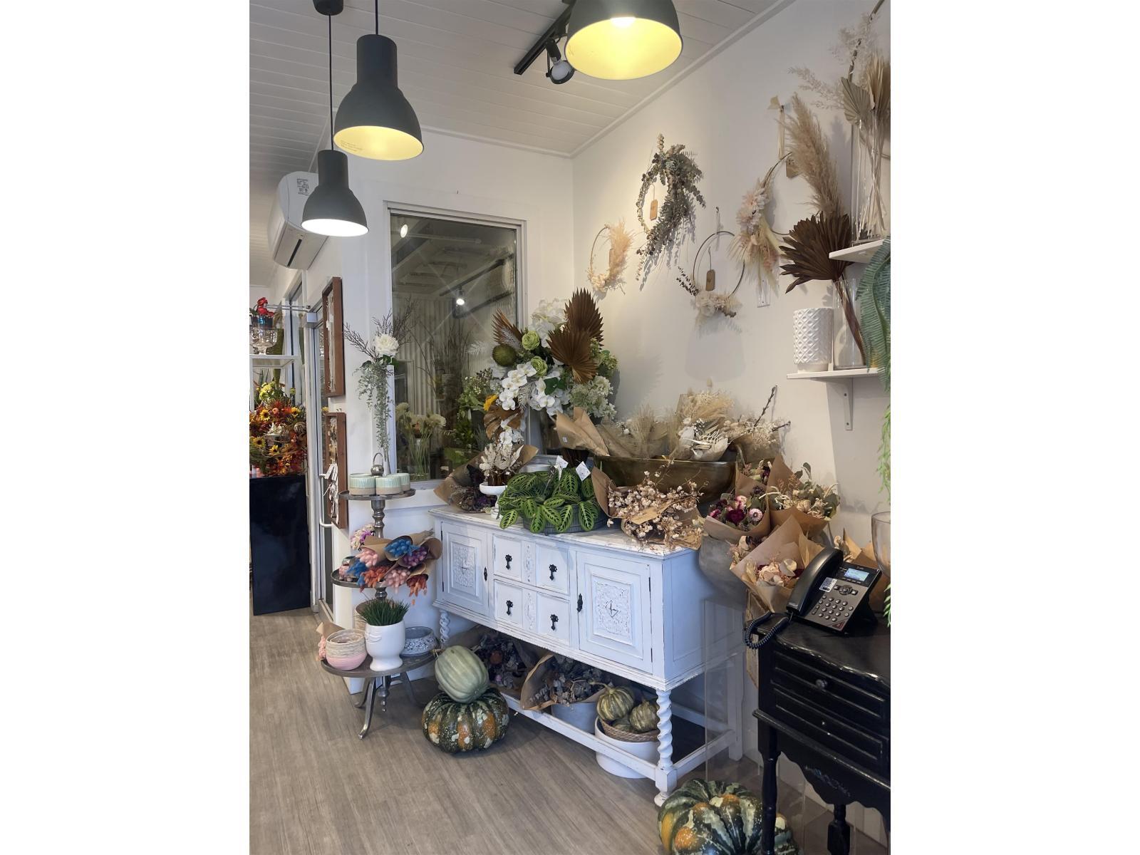 101 33721 South Fraser Way, Abbotsford, BC