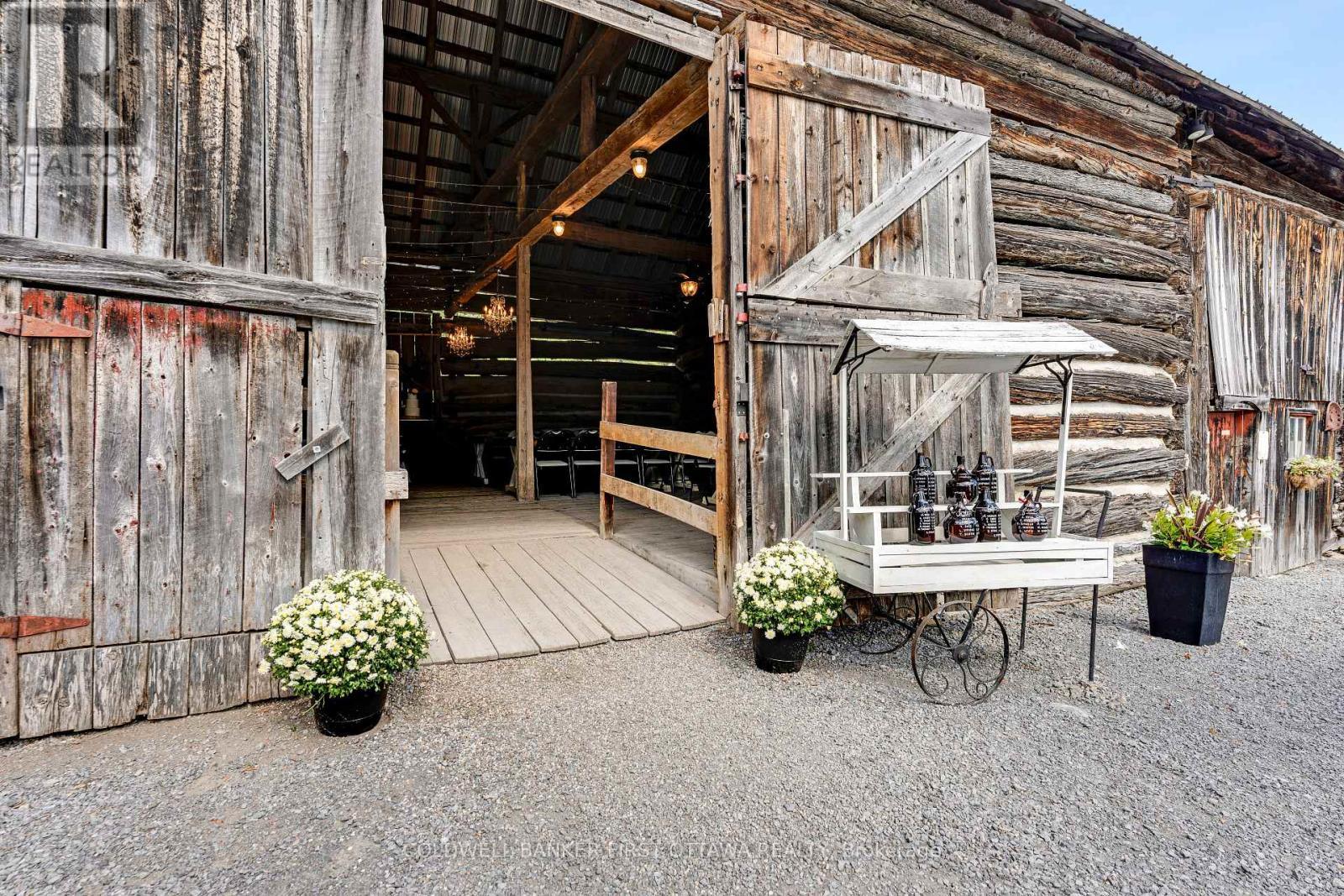Entrance to main reception barn - 3840 Old Almonte Road, Ottawa, ON