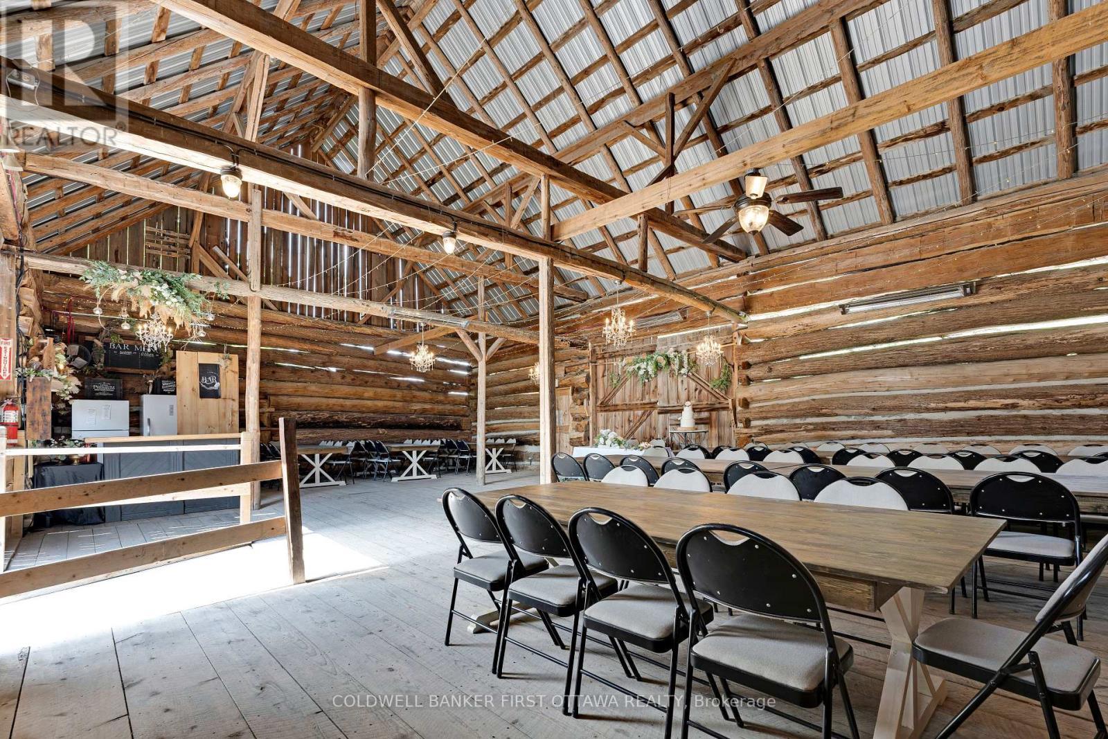 Main reception barn. Seats 75-100 - 3840 Old Almonte Road, Ottawa, ON