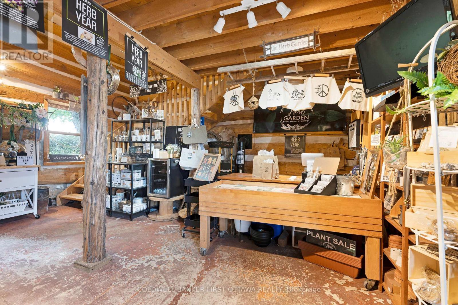 Comfrey Cottage - Gift Shop/Art Gallery - 3840 Old Almonte Road, Ottawa, ON