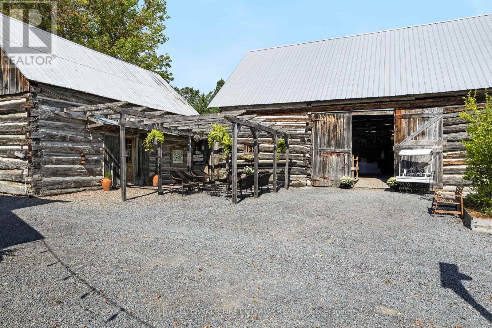 Entrance to main reception barn - 3840 Old Almonte Road, Ottawa, ON