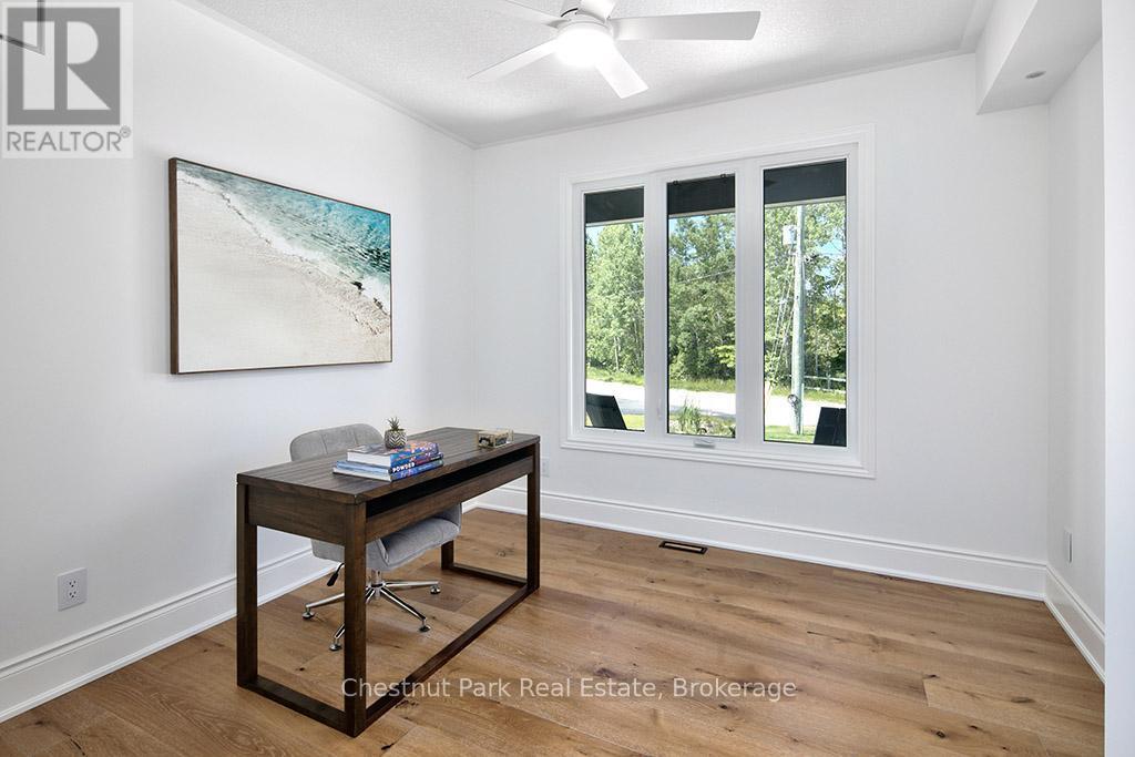 2237 Shore Lane, Wasaga Beach, ON - Indoor Photo Showing Office