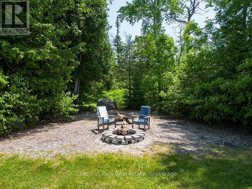 2237 Shore Lane, Wasaga Beach, ON - Outdoor